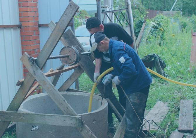 Чистка колодца в Звенигороде от 5000 руб.